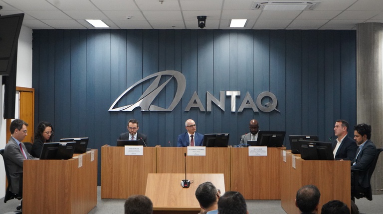 Imagem oficial: Canal de acesso ao Porto de Santos: prazo de contribuições